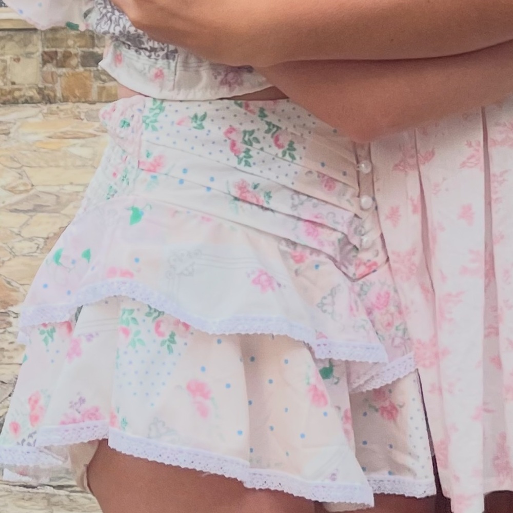 FLORAL SET!! Both top and bottom are S!!